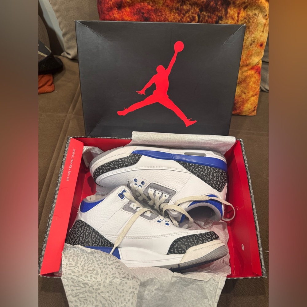Jordan 3 Retro “ Racer Blue “ - Picture 2 of 3